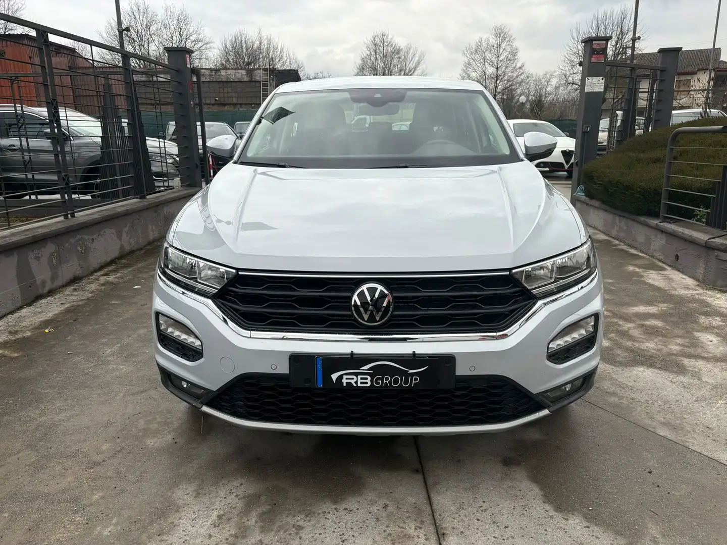 Volkswagen T-Roc T-Roc 2.0 tdi Style 150cv dsg Weiß - 2