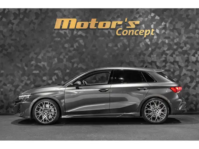 Audi RS3 view 2