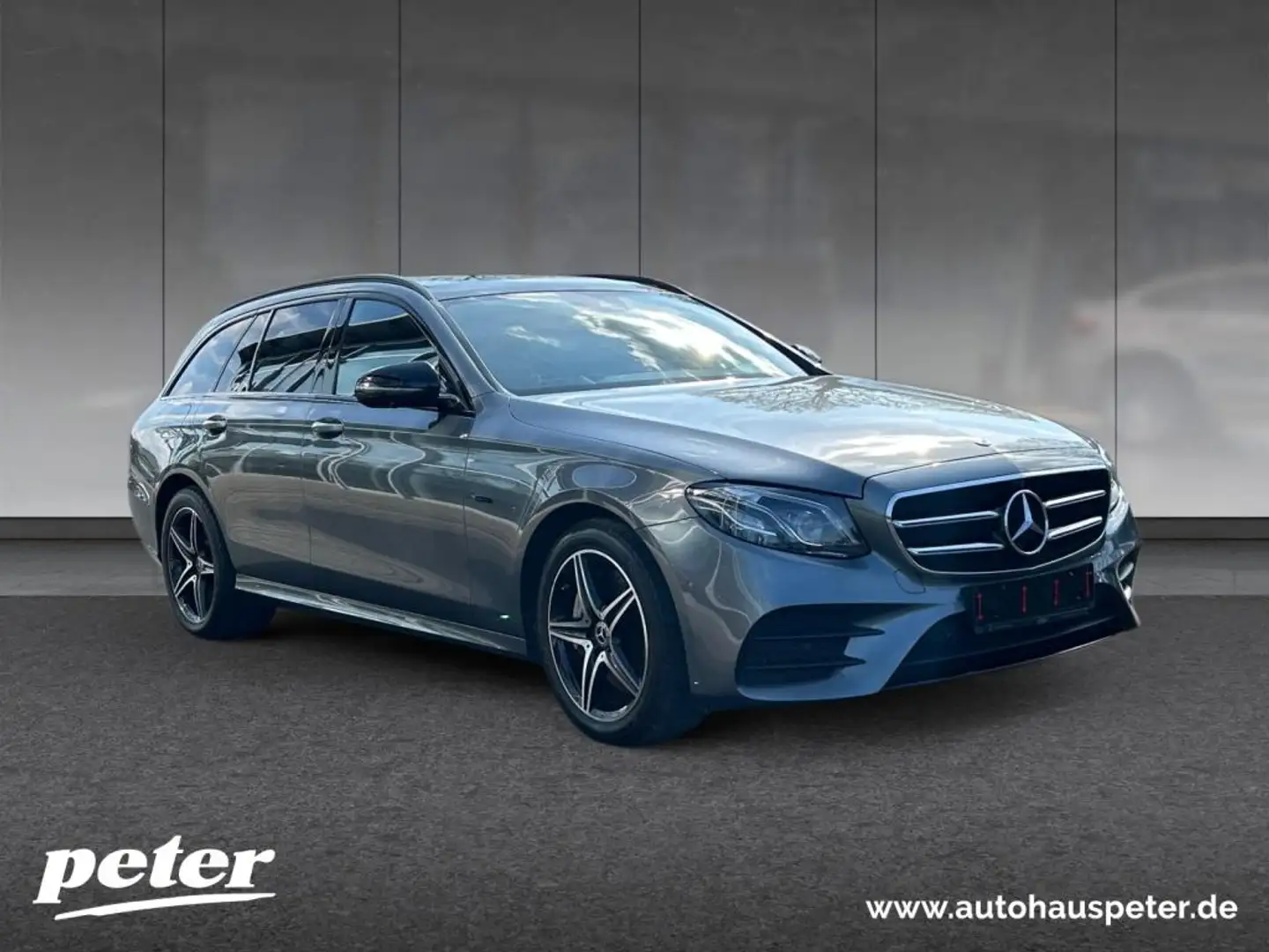 Mercedes-Benz E 300 de T AMG/Night/Multibeam/360°K/Pano-SD/ Gris - 2