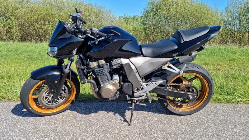 Kawasaki Z750 - foto 3