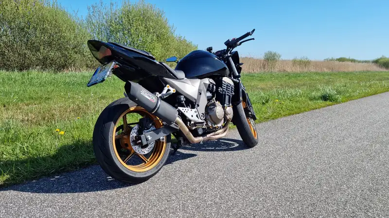 Kawasaki Z750 - foto 6