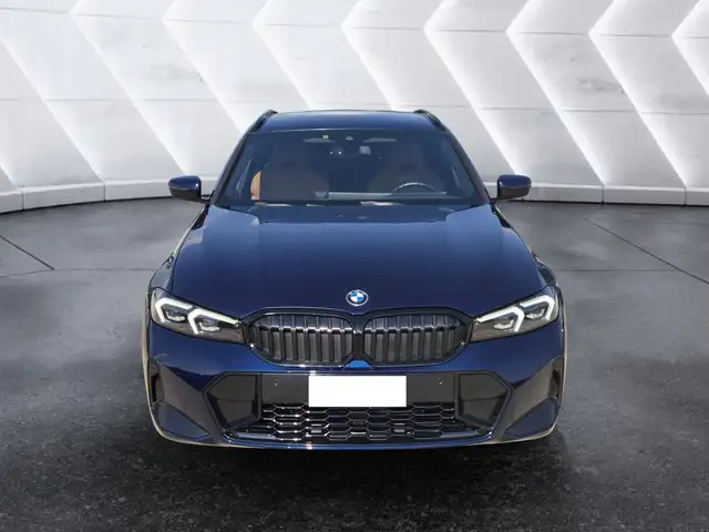BMW 3 Series view 2