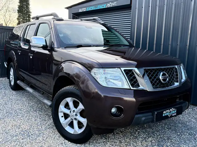 Nissan Navara 2.5 dCi 4x4/ GPS Caméra/ Hard-top