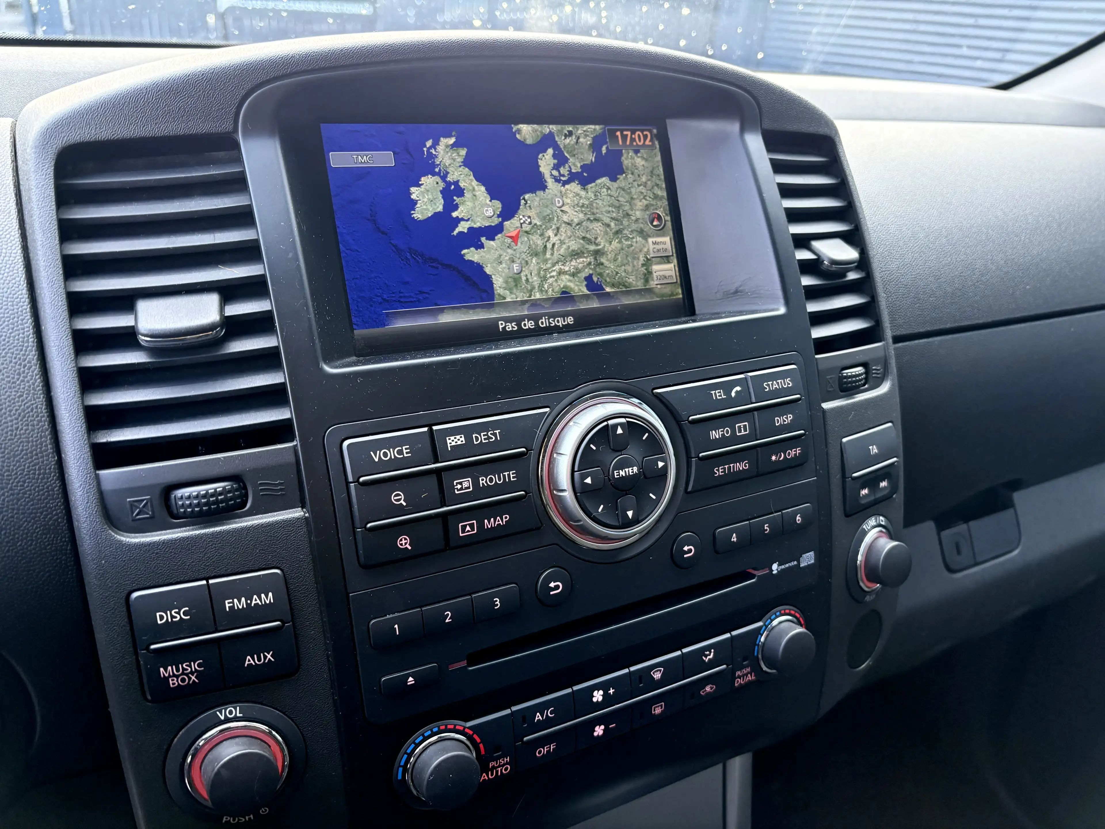 Nissan Navara 2.5 dCi 4x4/ GPS Caméra/ Hard-top — photo 12
