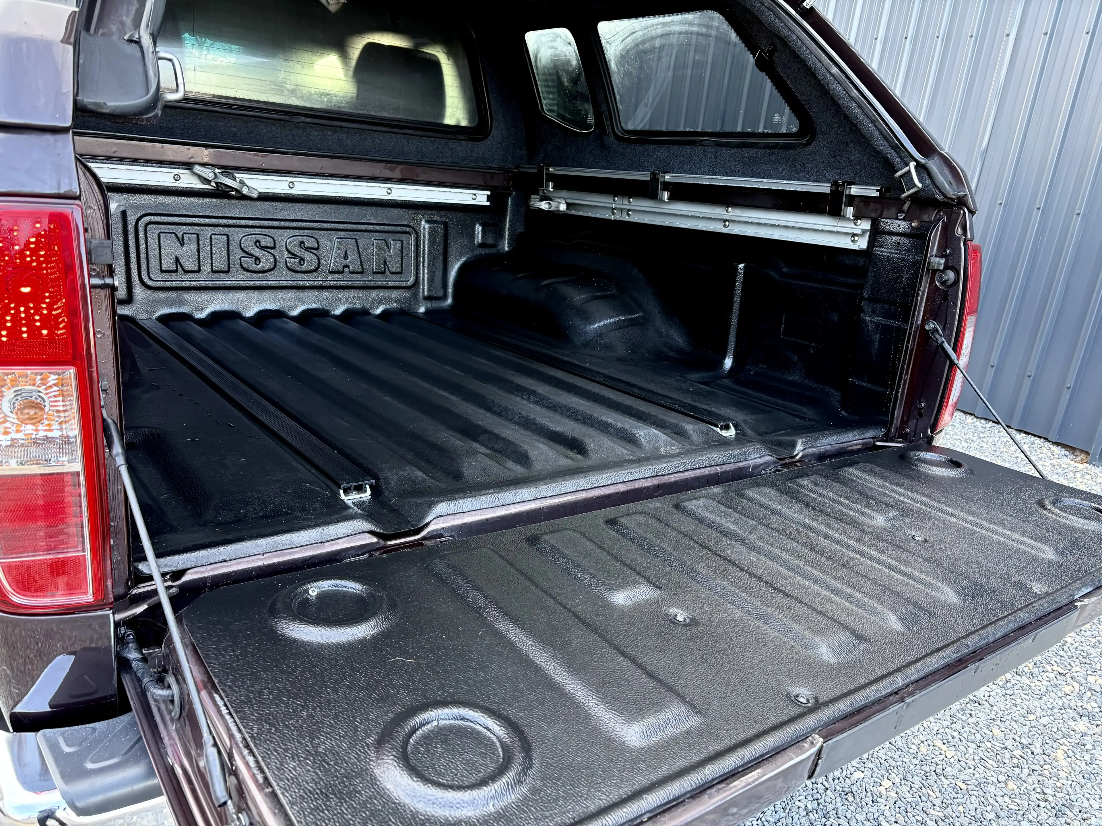 Nissan Navara 2.5 dCi 4x4/ GPS Caméra/ Hard-top — photo 15