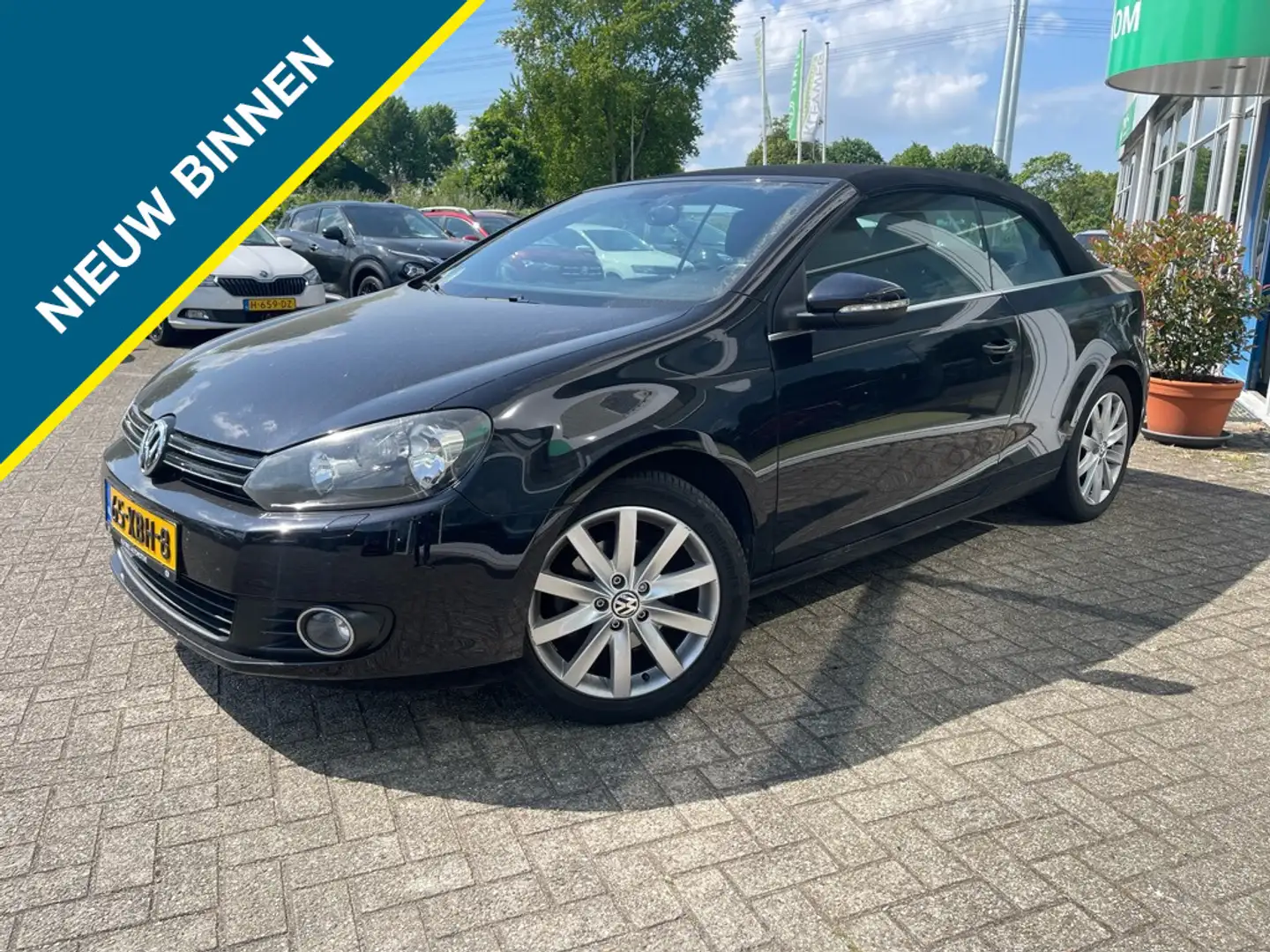 Volkswagen Golf Cabriolet 1.2 TSI Bluemotrion, Nav, Stoelverw. PDC v+a Negro - 1