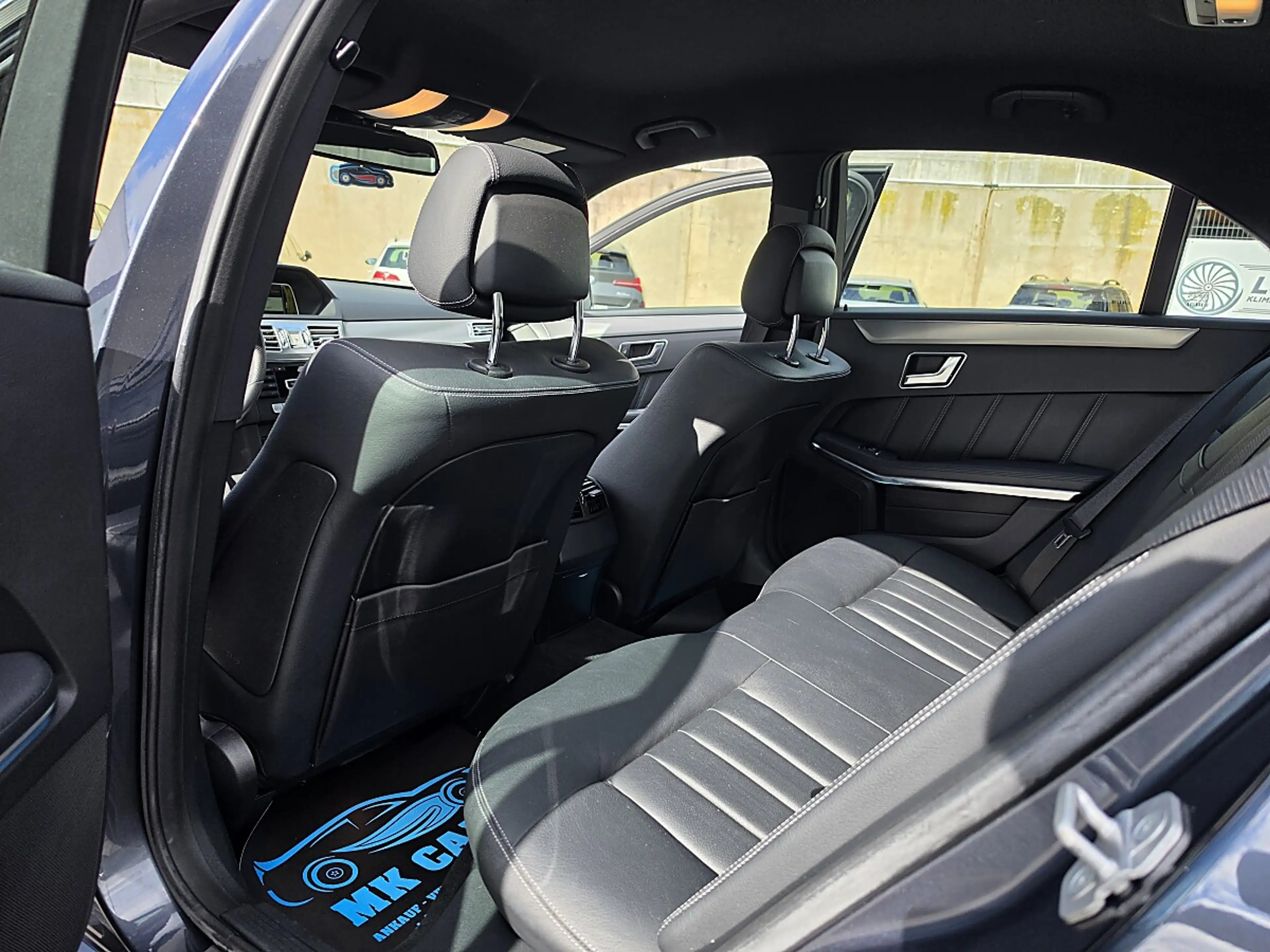 Mercedes-Benz E 250 CDI 4MATIC Avantgarde — photo 11