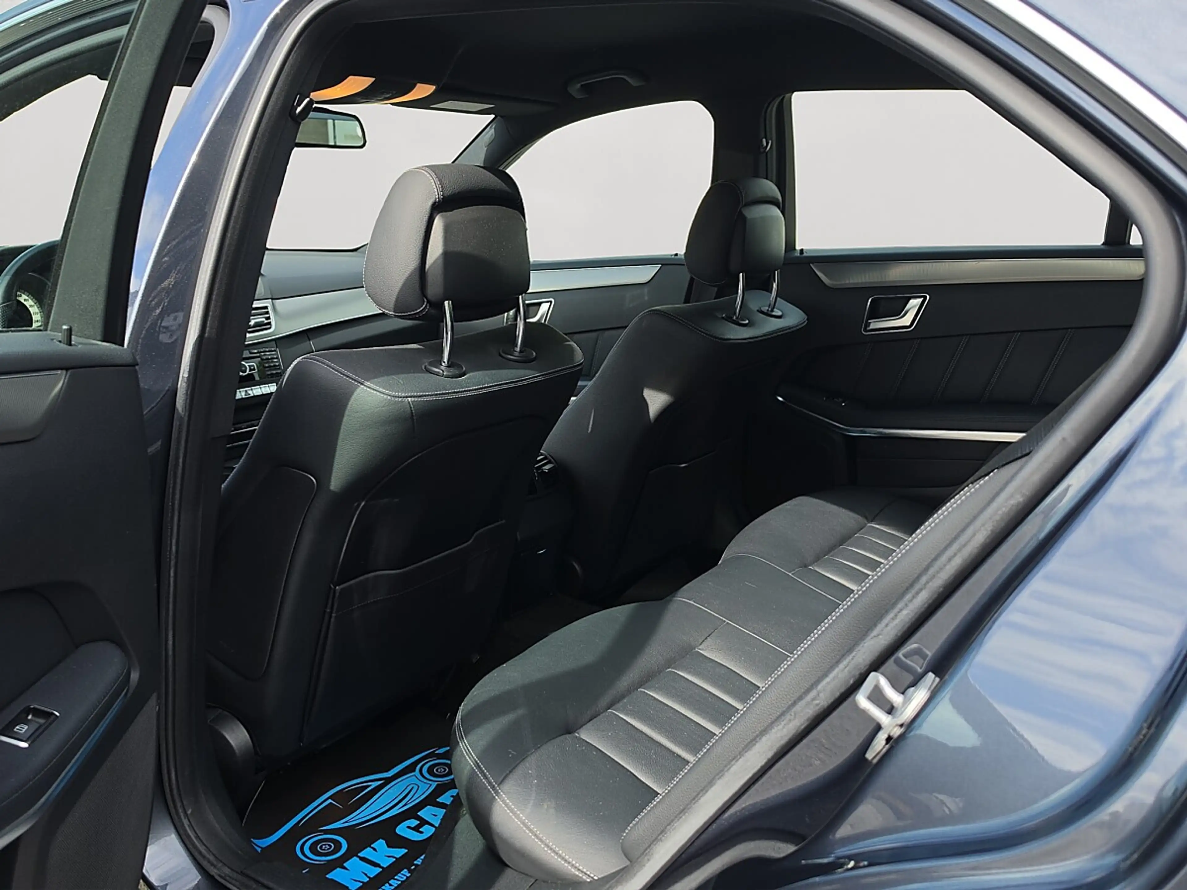 Mercedes-Benz E 250 CDI 4MATIC Avantgarde — photo 10