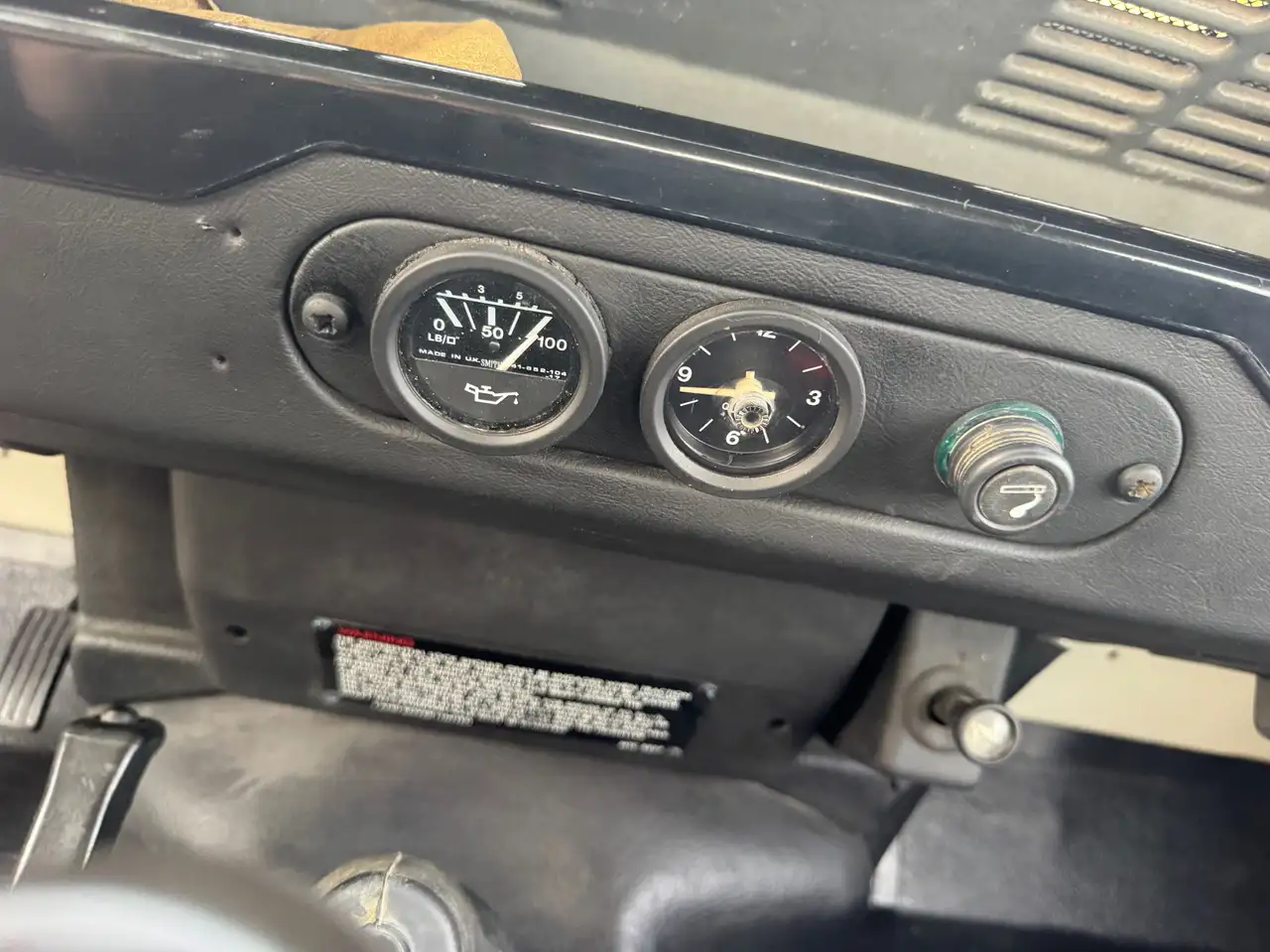 Land Rover Defender 90 2.5 Soft Top, foto 12