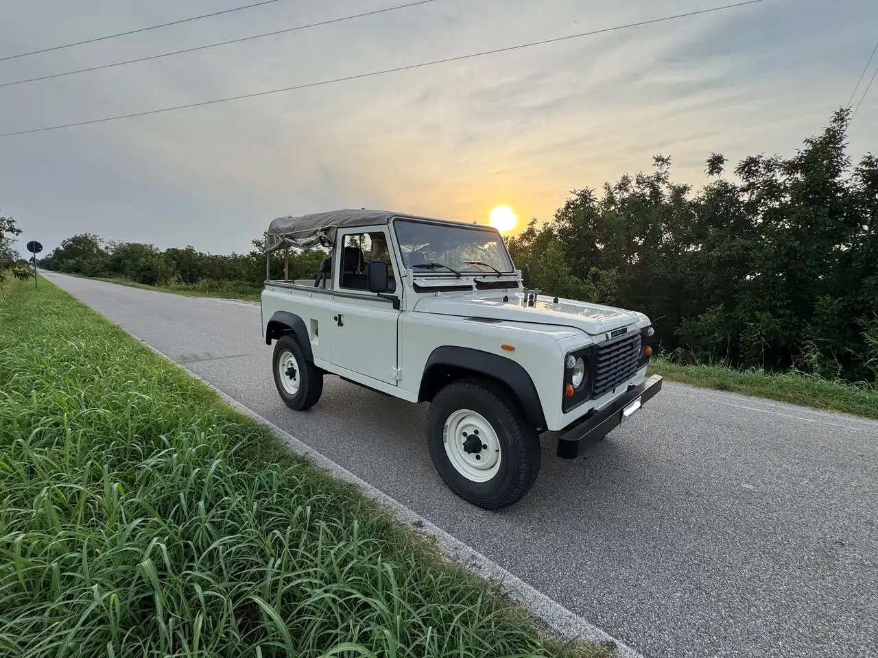 Land Rover Defender 90 2.5 Soft Top, foto 7