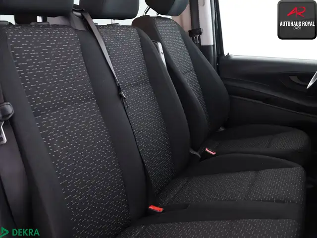 Mercedes-Benz Vito view 11