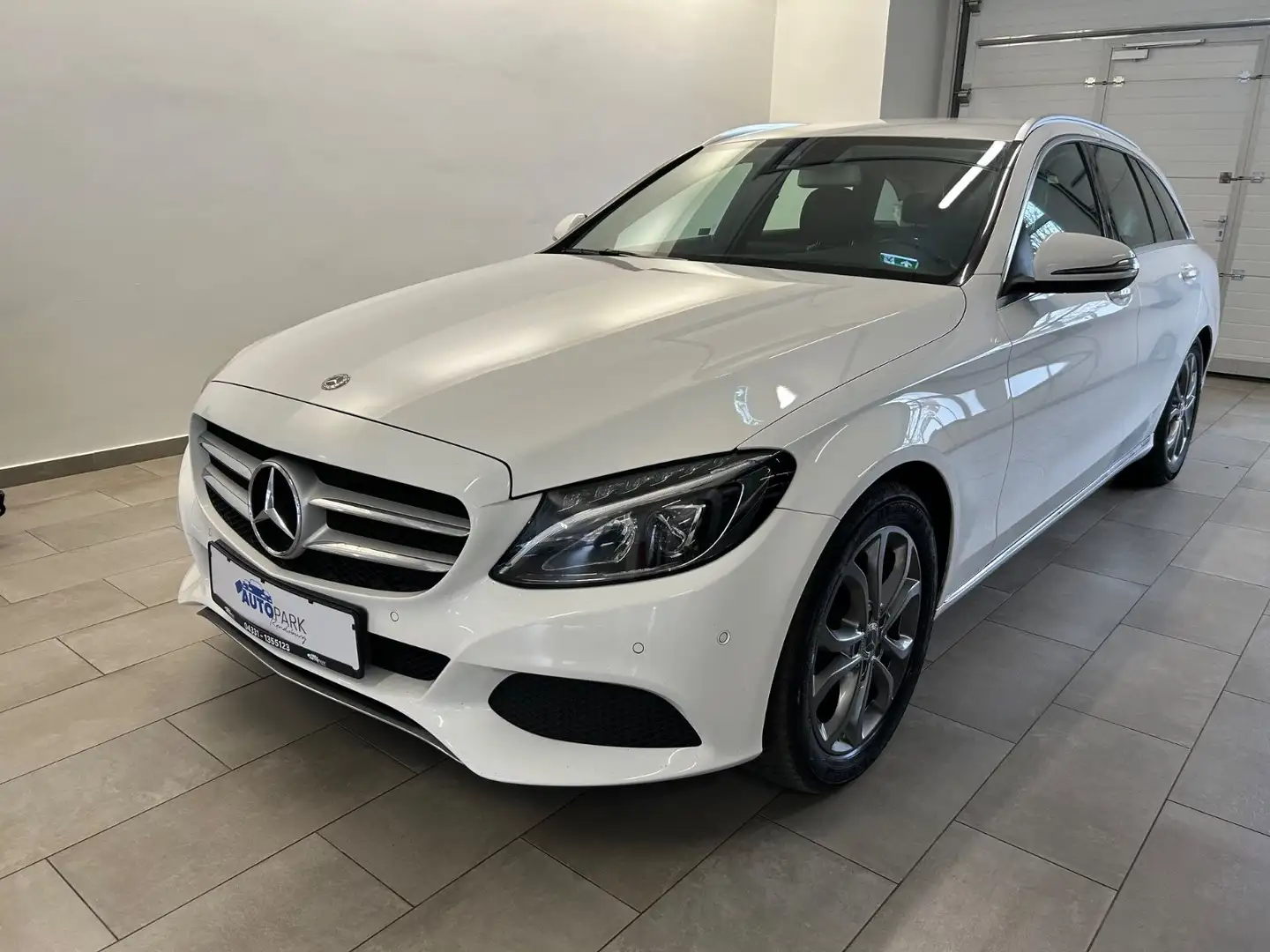 Mercedes-Benz C 220 T d *Navi *Automatik *Teilleder * Weiß - 1