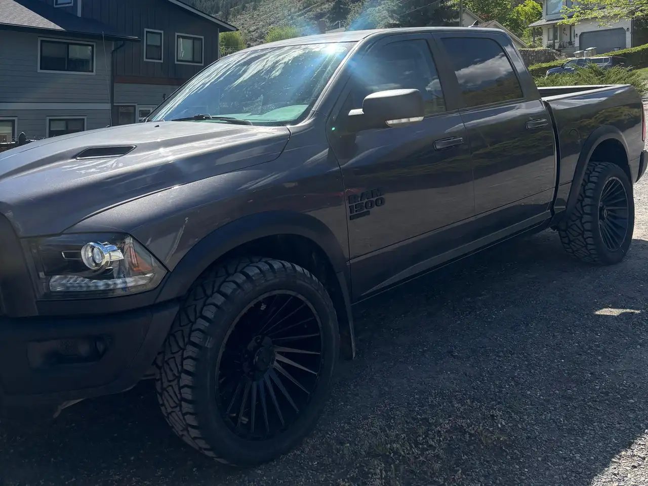 RAM 1500 снимка RAM 1500