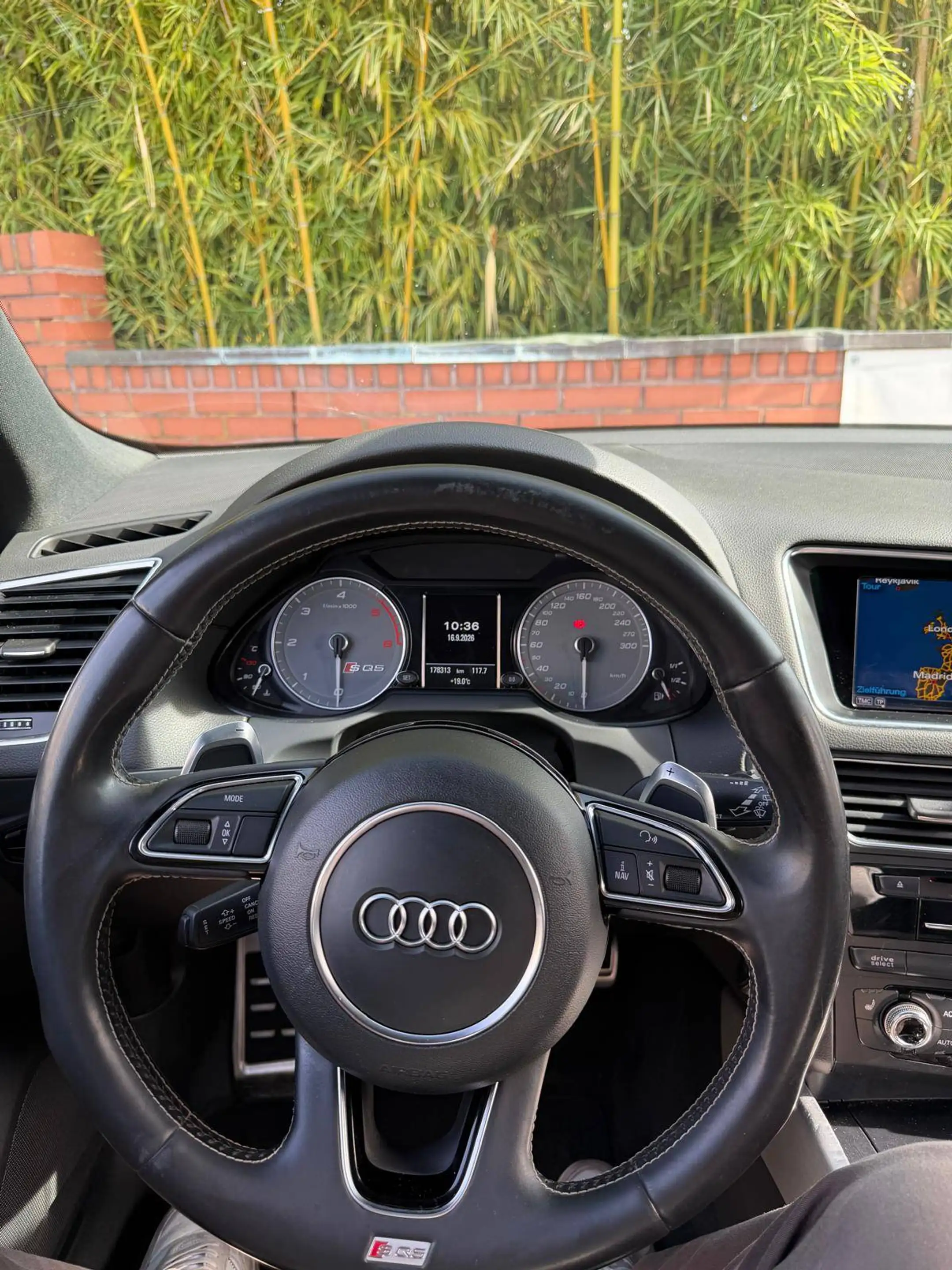 Audi SQ5 3.0 TDI quattro // 1-Hand // Garantie // Anhängerkupplung // Scheckheft // — photo 12