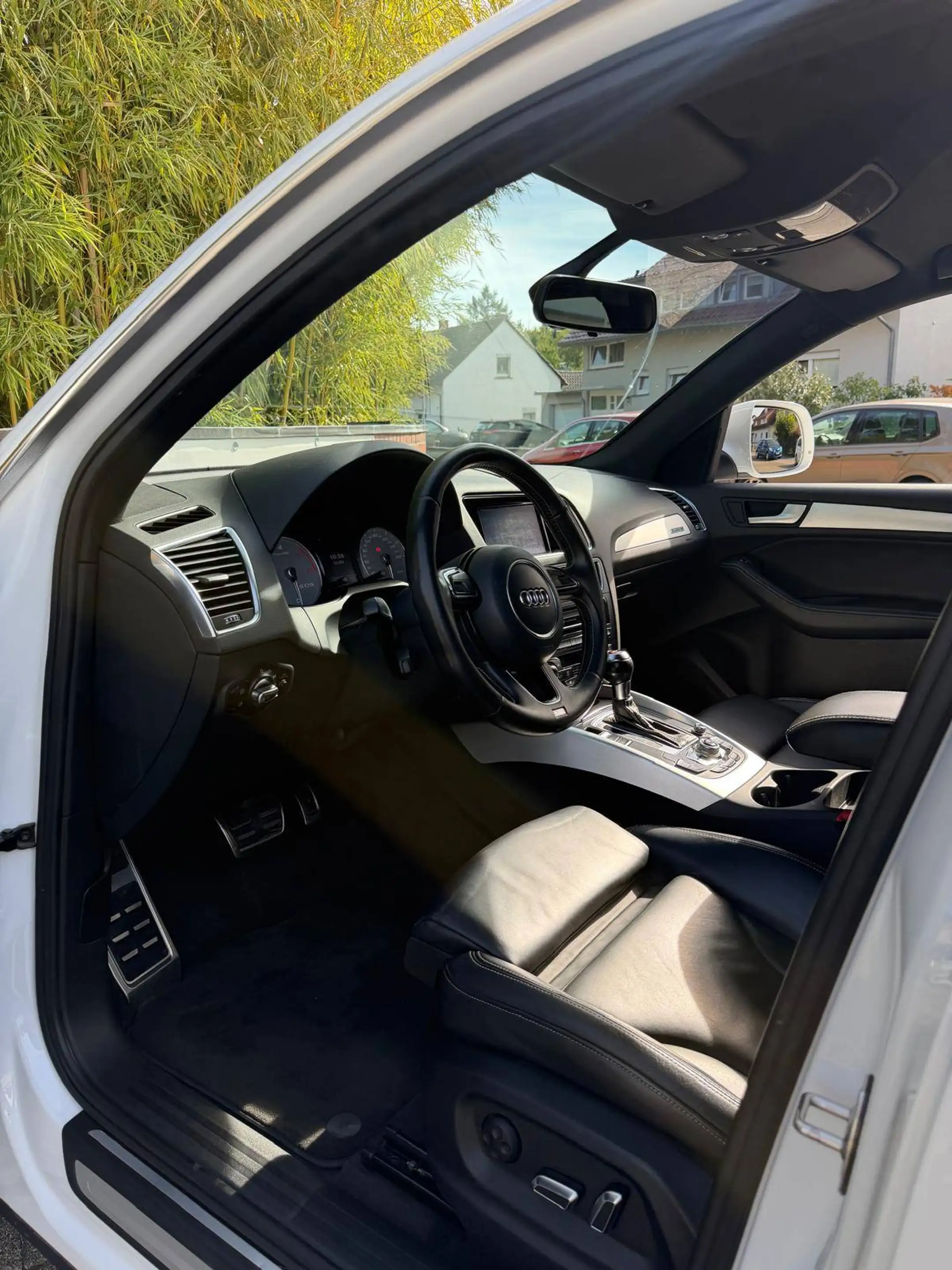 Audi SQ5 3.0 TDI quattro // 1-Hand // Garantie // Anhängerkupplung // Scheckheft // — photo 10