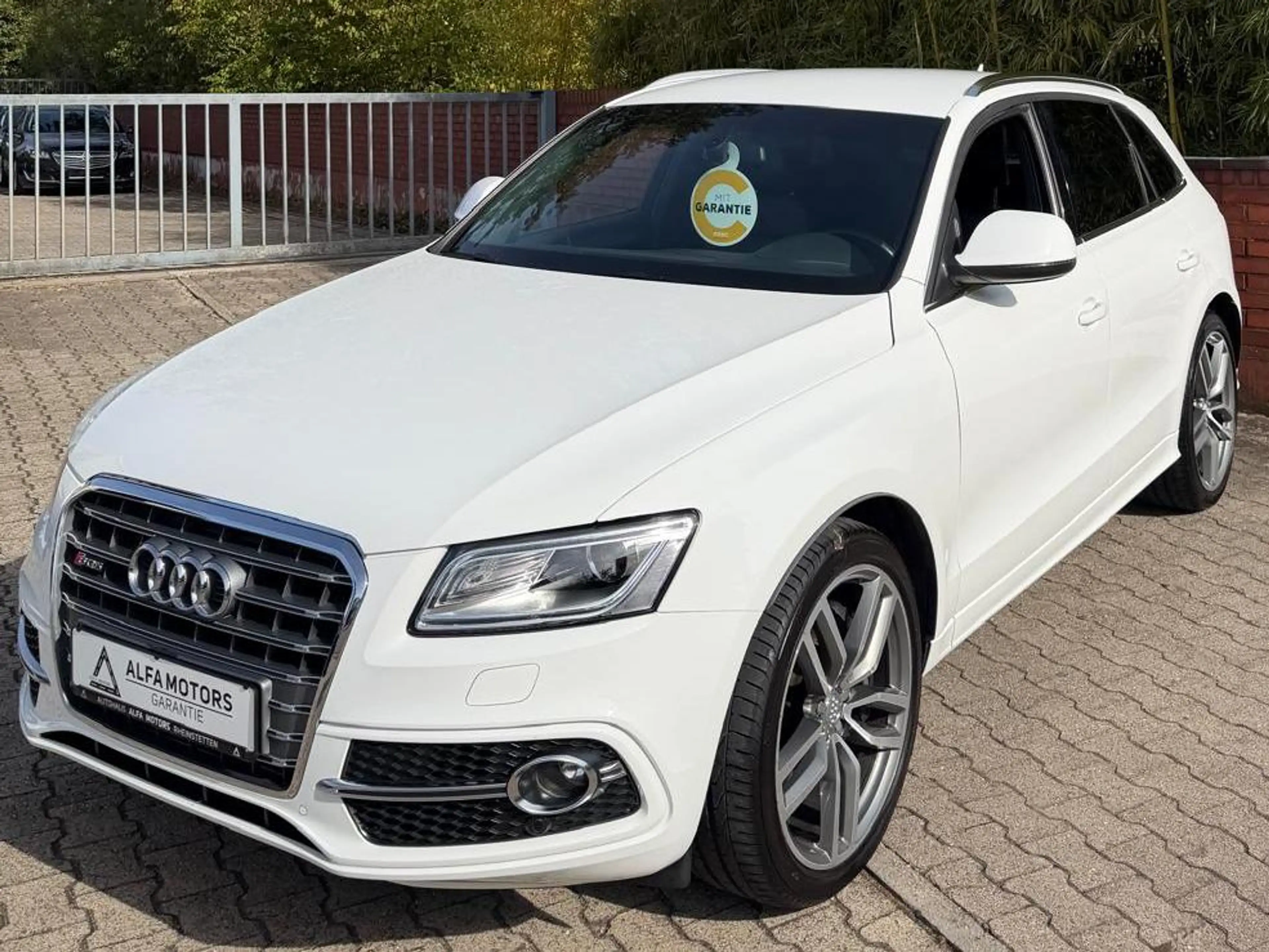Audi SQ5 3.0 TDI quattro // 1-Hand // Garantie // Anhängerkupplung // Scheckheft //