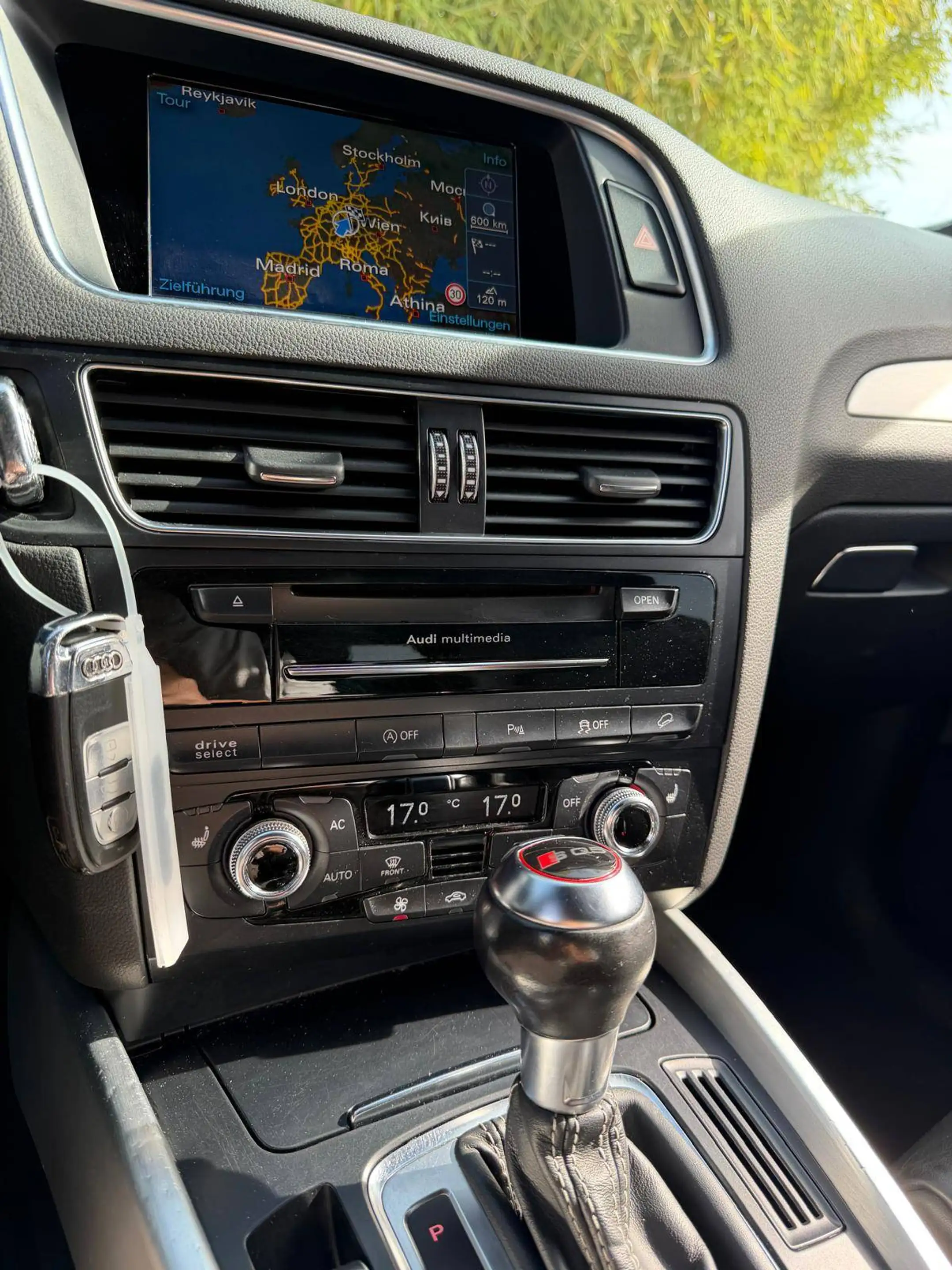 Audi SQ5 3.0 TDI quattro // 1-Hand // Garantie // Anhängerkupplung // Scheckheft // — photo 13