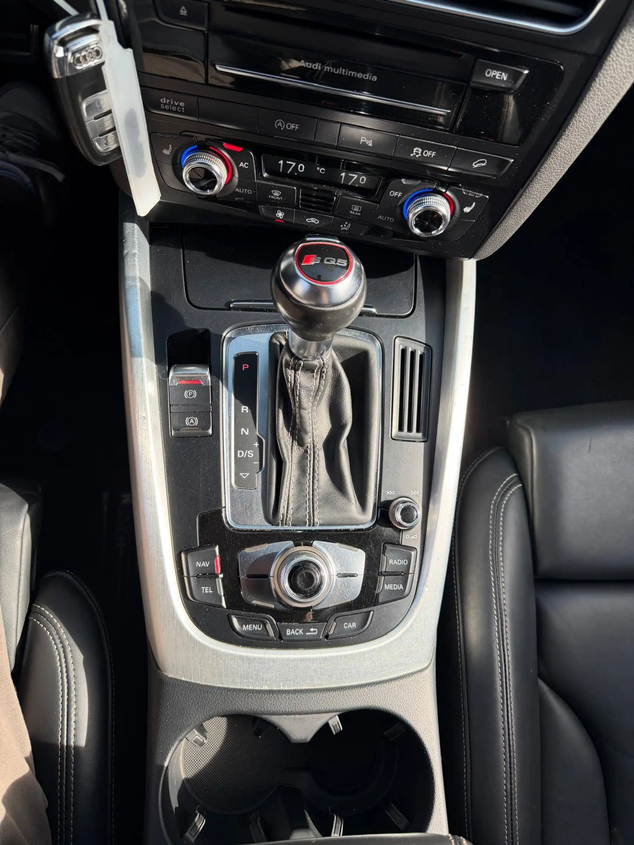 Audi SQ5 3.0 TDI quattro // 1-Hand // Garantie // Anhängerkupplung // Scheckheft // — photo 14