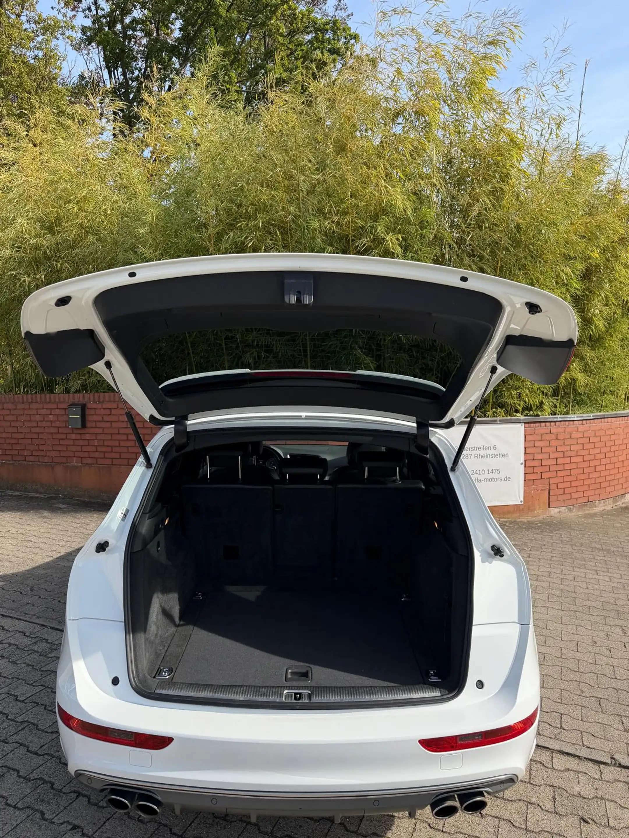 Audi SQ5 3.0 TDI quattro // 1-Hand // Garantie // Anhängerkupplung // Scheckheft // — photo 7