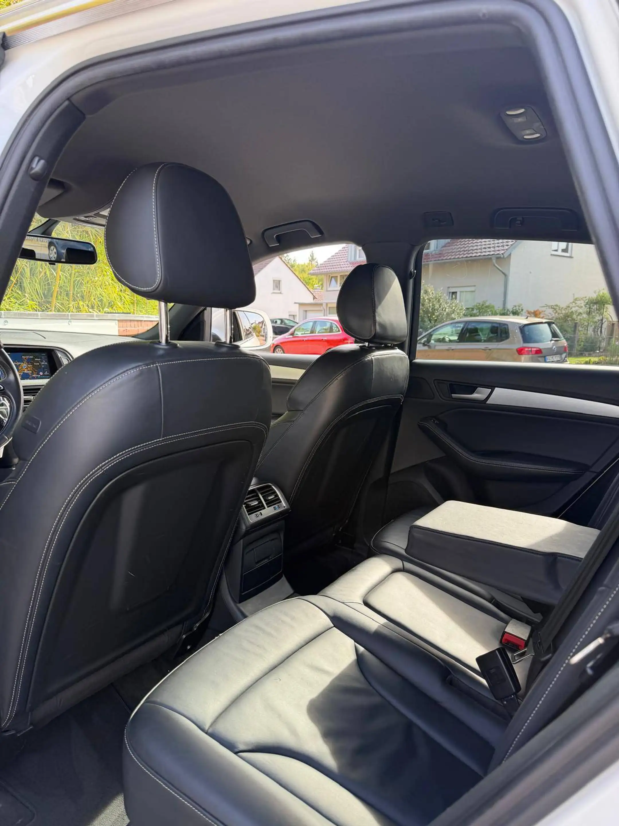 Audi SQ5 3.0 TDI quattro // 1-Hand // Garantie // Anhängerkupplung // Scheckheft // — photo 8