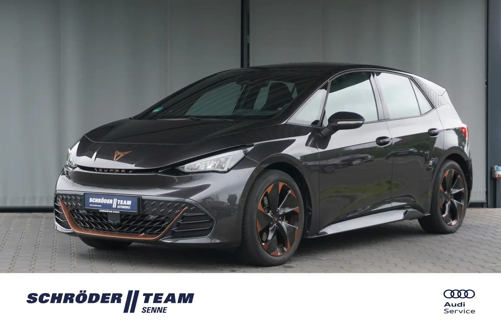 CUPRA Born 150 kW LED RFK ACC Full Link Gris - 1