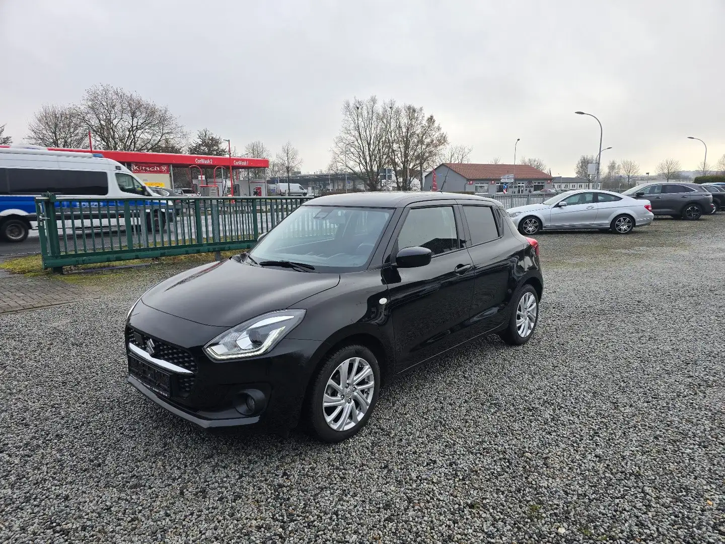 Suzuki Swift Comfort+ Zwart - 1