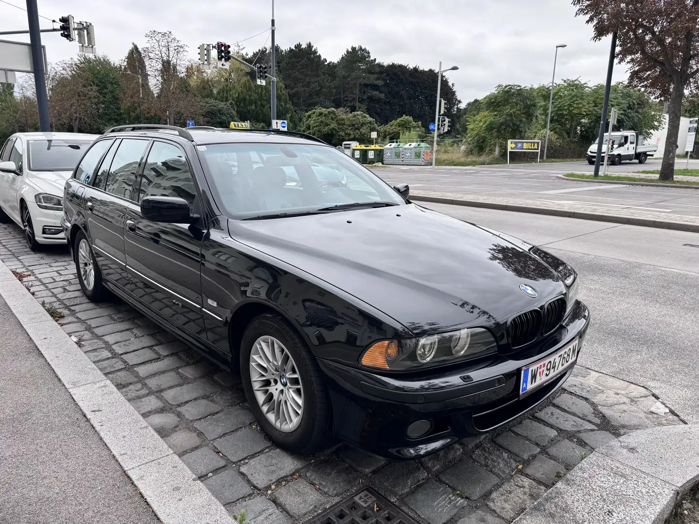 BMW 530 530d touring Österreich-Paket - 1
