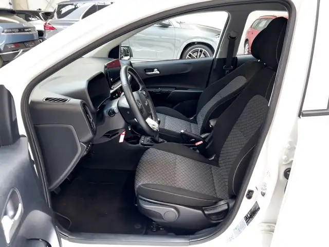 Kia Picanto view 8