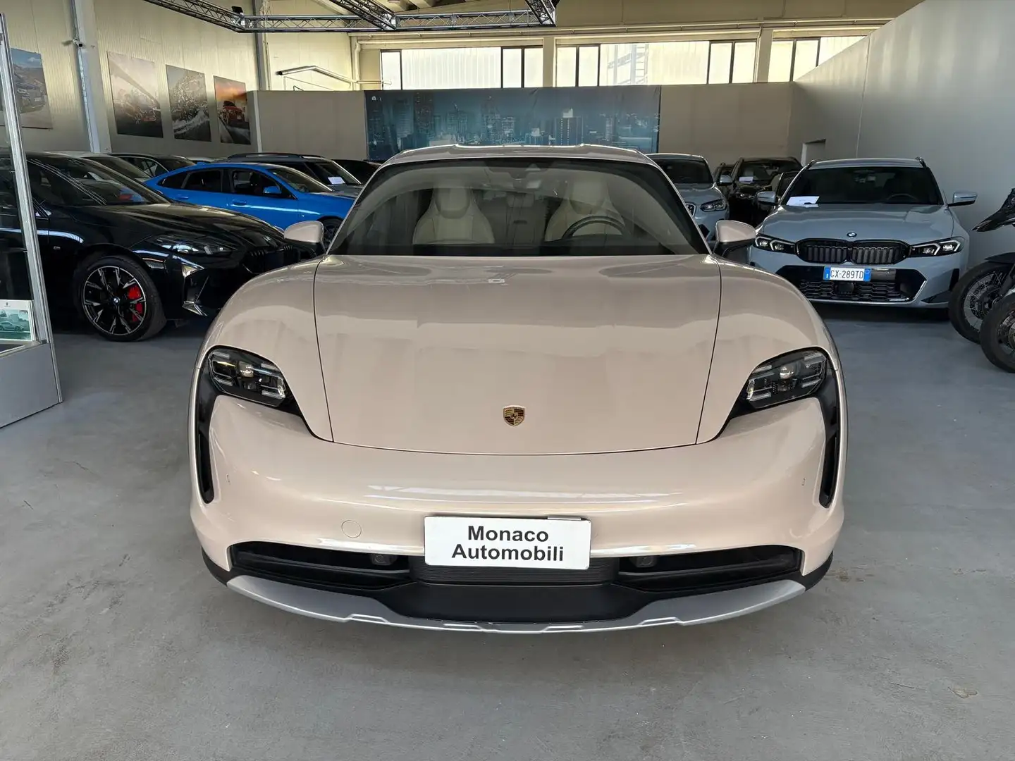 Porsche Taycan Cross Turismo 4 5posti Beige - 2