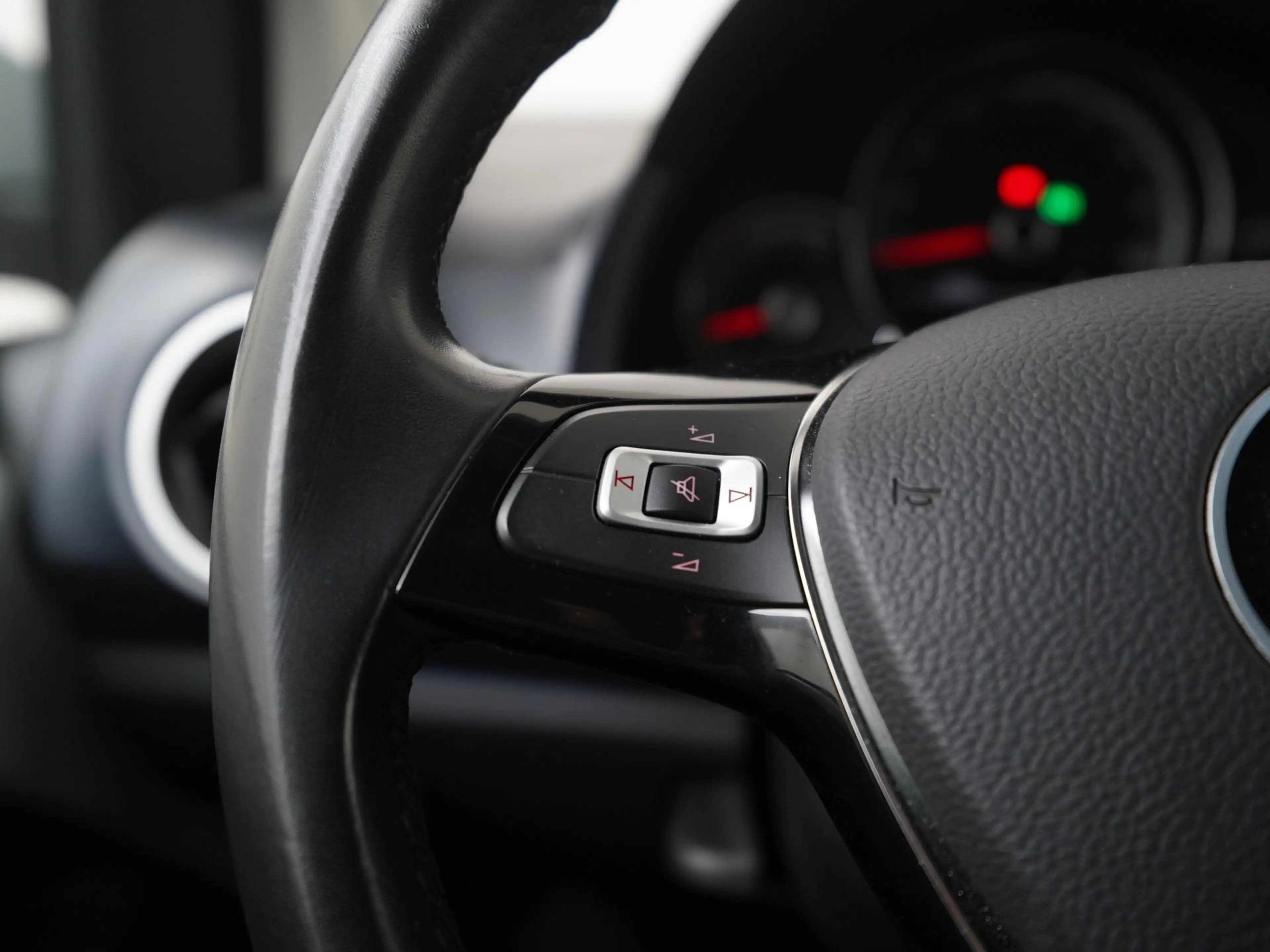 Volkswagen e-up! e-up! | SOH 92% | Camera | Stoelverwarming | Zonda — photo 8