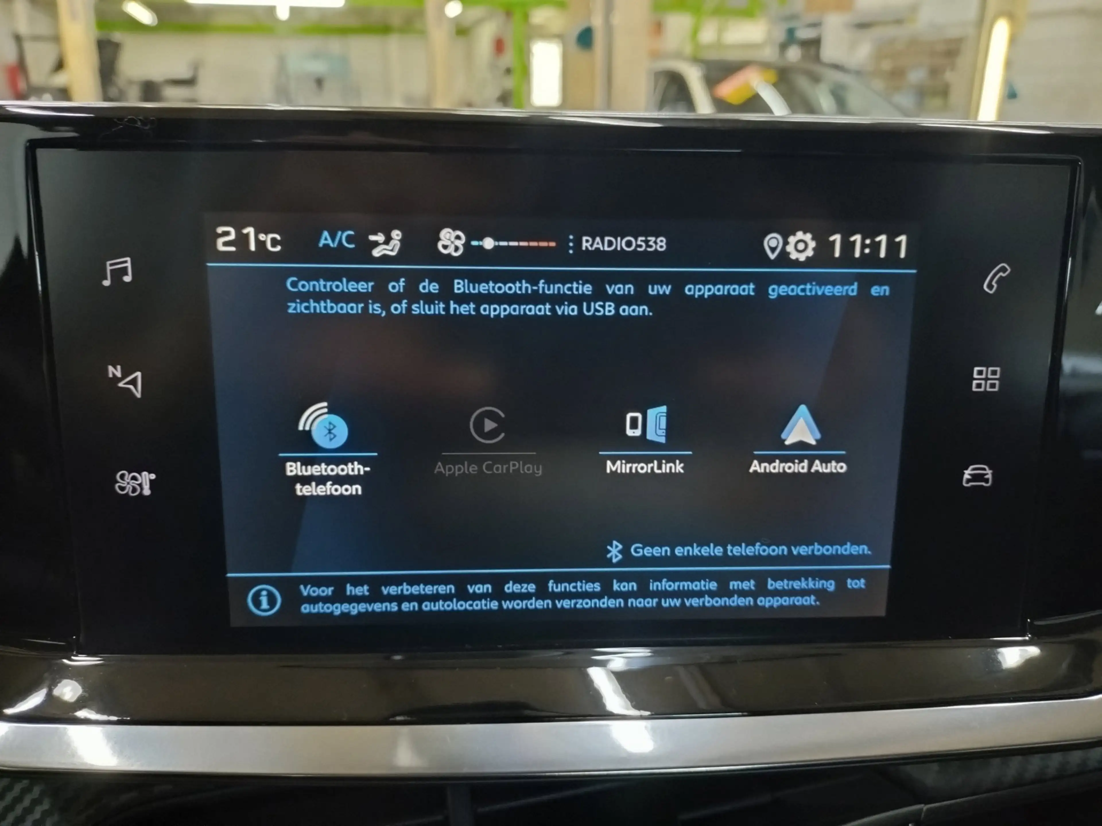 Peugeot 208 1.2 PureTech Active — photo 18
