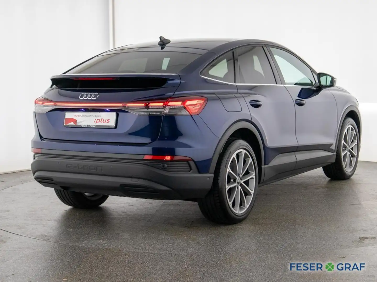 Audi Q4 e-tron Sportback S line 35 matrix LED/ AHK Blau - 2