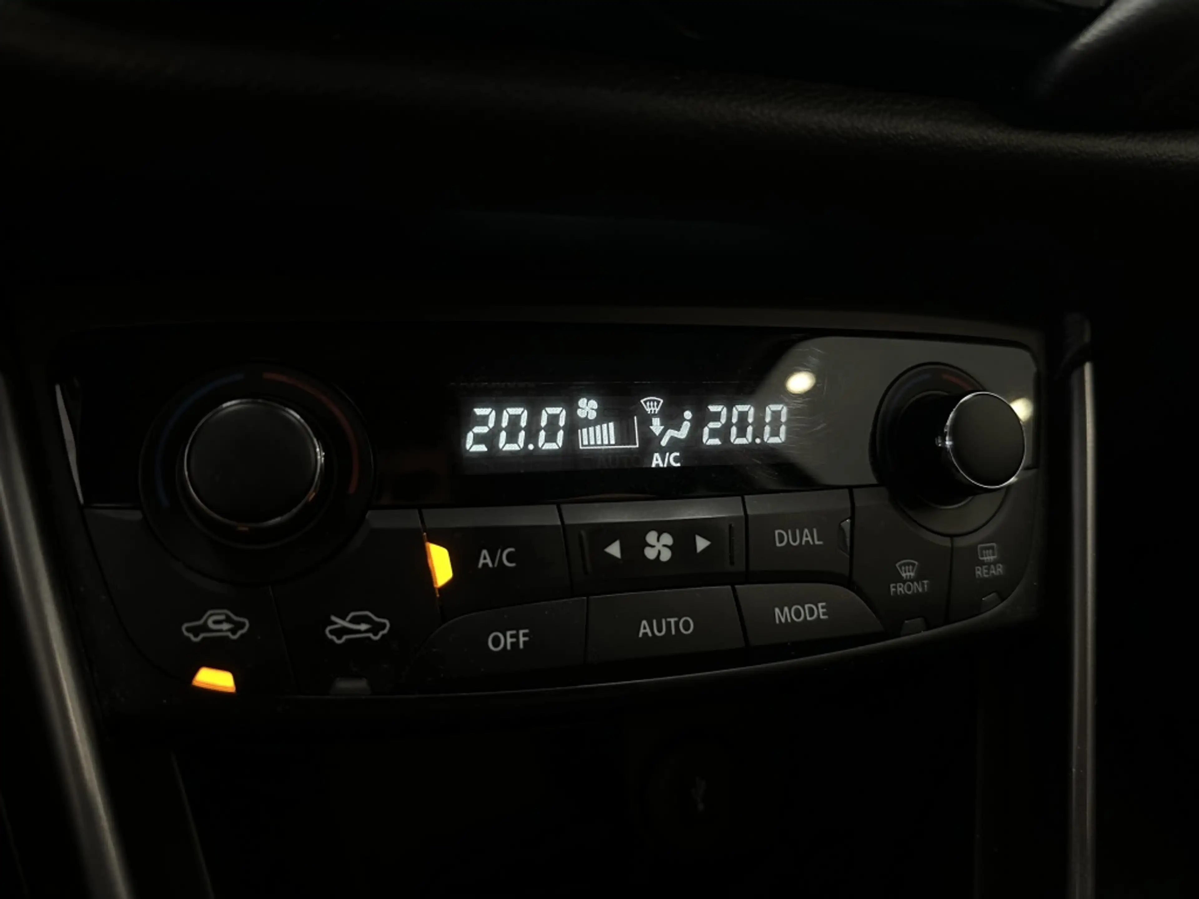 Suzuki S-Cross 1.4 Boosterjet Style Hybride [ DEALER OH I 360 CAM — photo 18