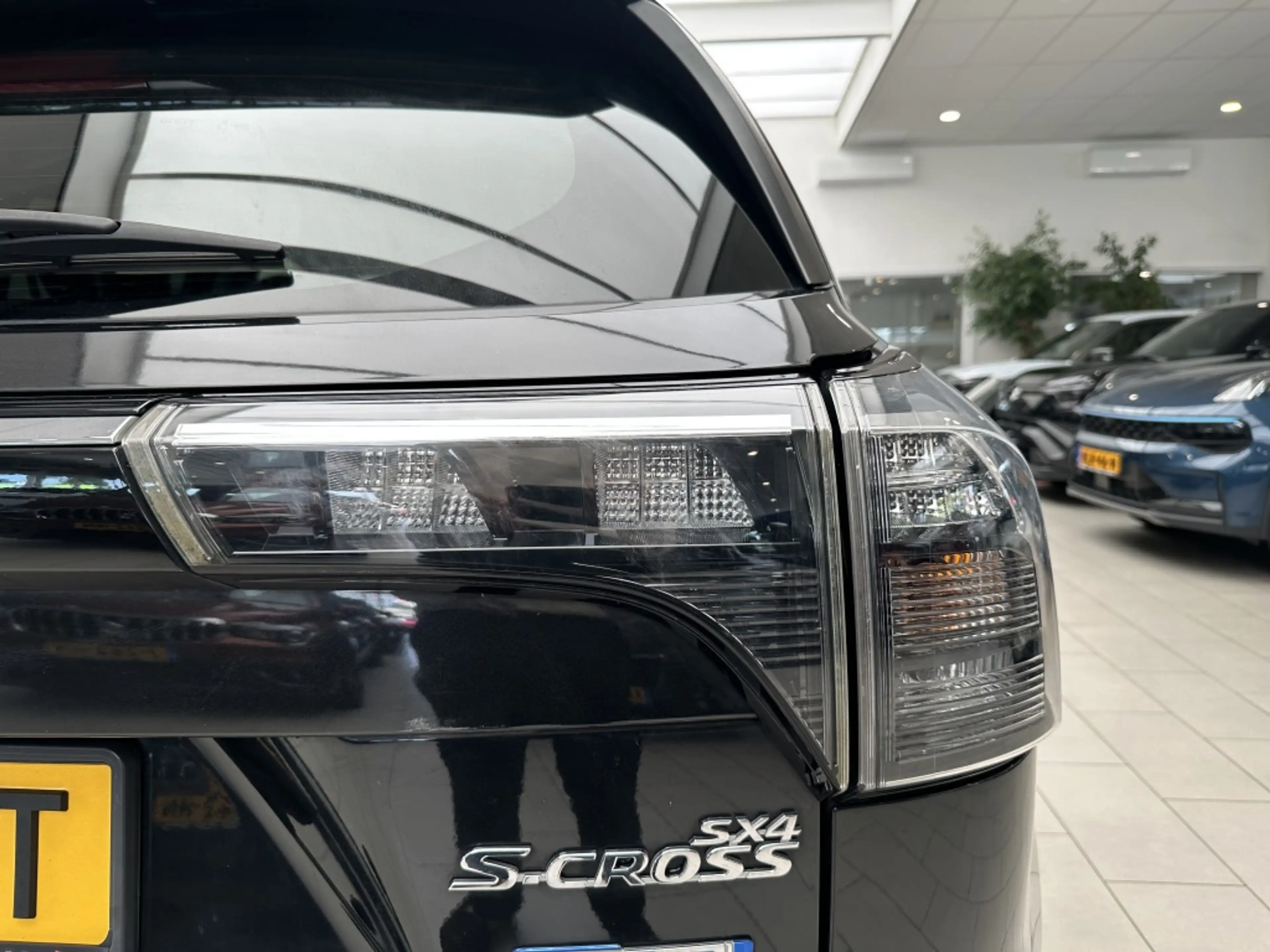 Suzuki S-Cross 1.4 Boosterjet Style Hybride [ DEALER OH I 360 CAM — photo 25