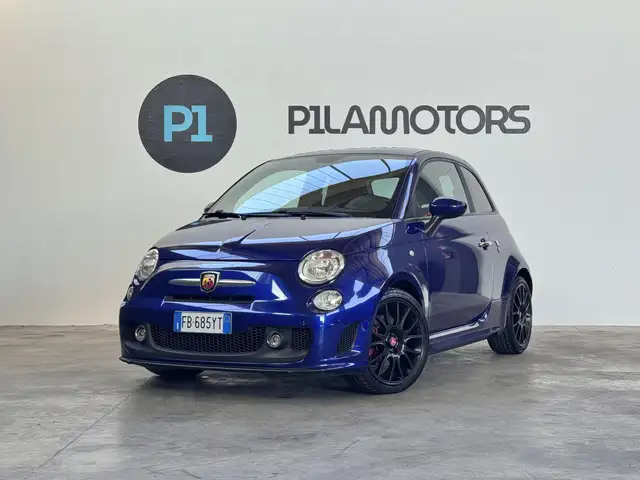 Abarth 595 1.4 Yamaha Factory Racing Edition