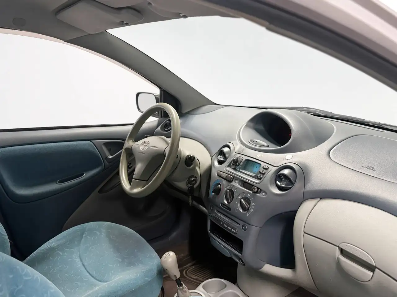 Toyota Yaris 1.0i VVT-i 16v Linea Luna, foto 5