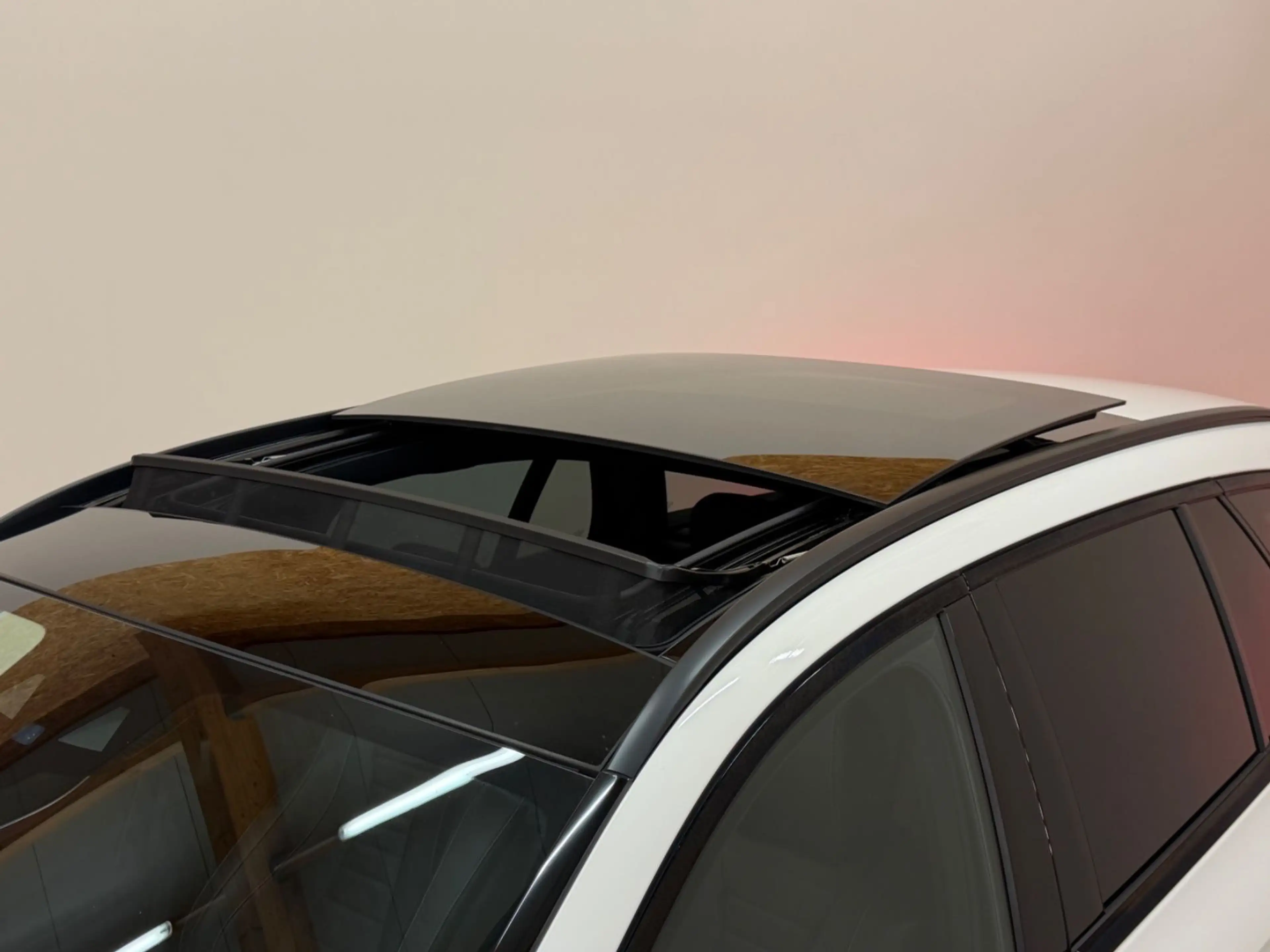 Mercedes-Benz E 300 d 4Matic/LED/AHK/BURMESTER/PANO/360°/4xSHZ — photo 3