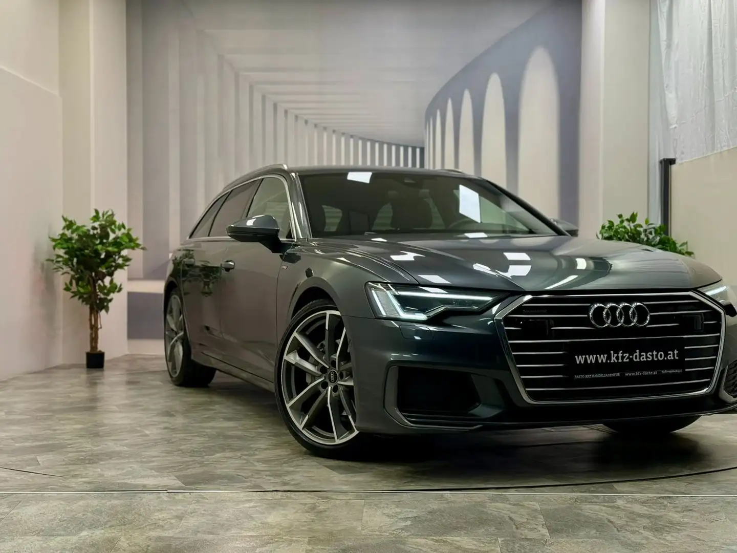 Audi A6 Avant 45__3.0 TDI __ S line __ MAGNETIC__MATRIX__ Grau - 2
