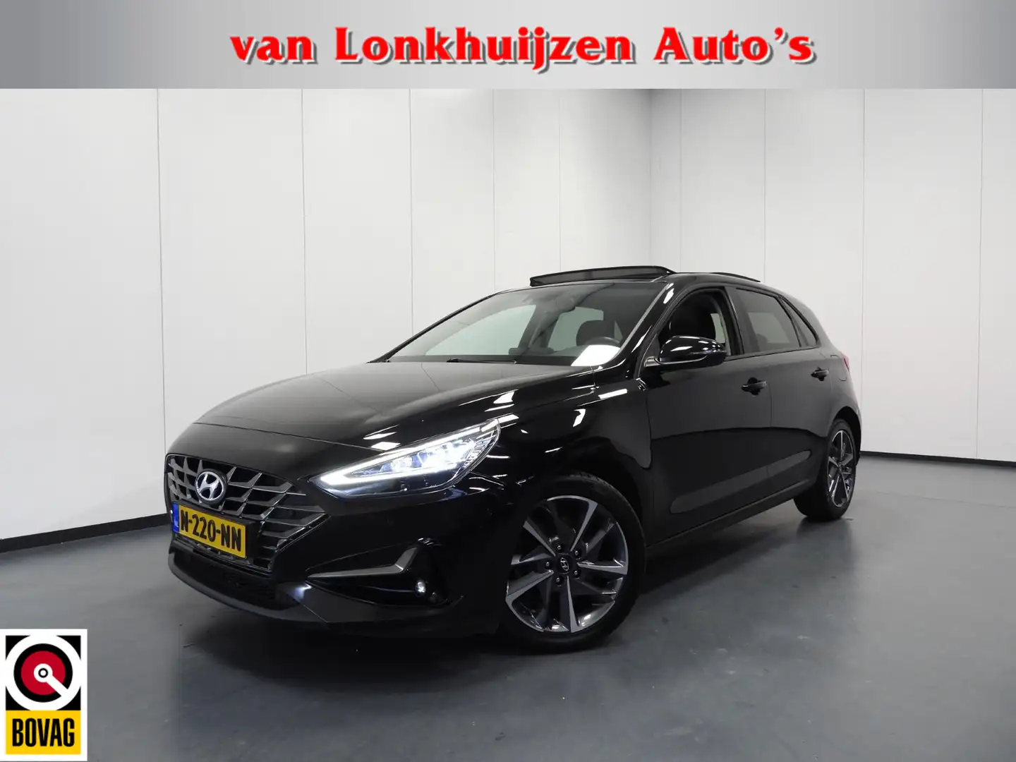 Hyundai i30 1.0 T-GDi MHEV Comfort Smart NAVI/SCHUIFDAK/CAMERA Schwarz - 1