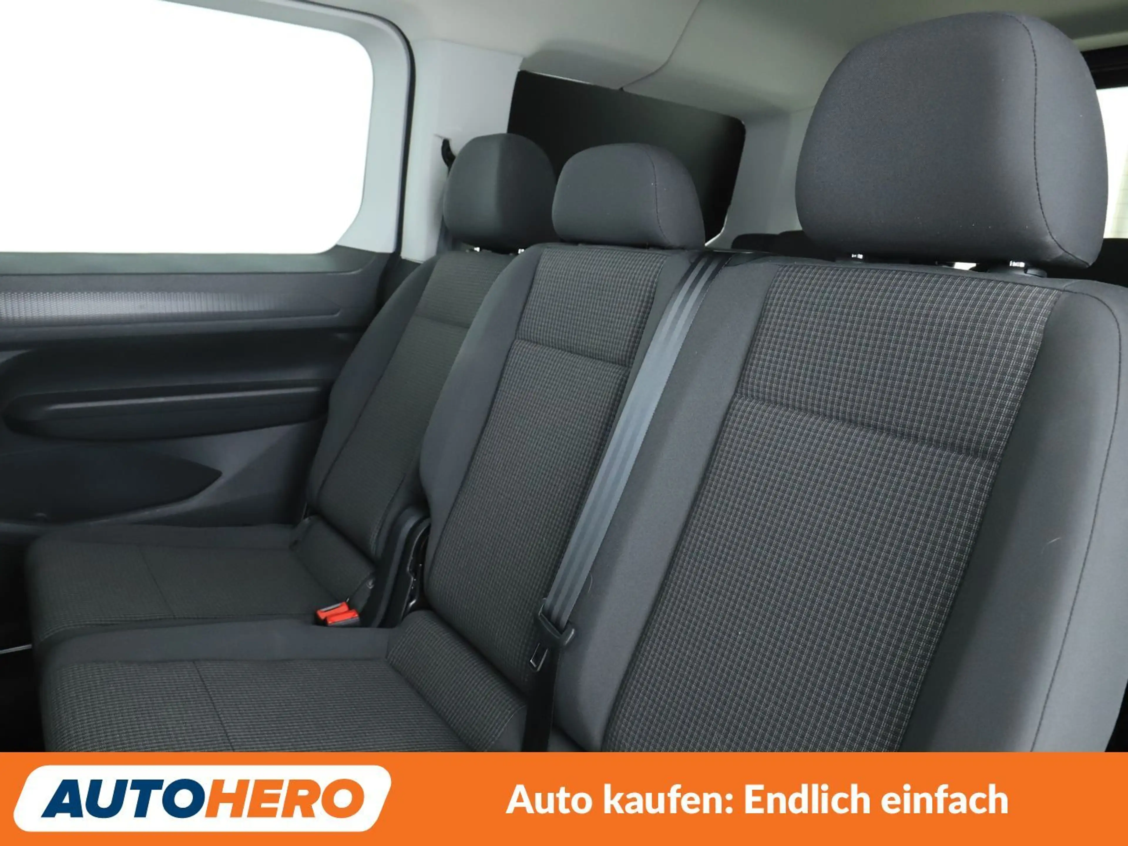 Volkswagen Caddy 2.0 TDI Maxi Aut.*NAVI*CAM*VC*ACC* — photo 14