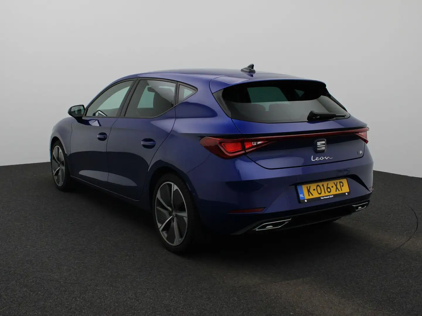 SEAT Leon 1.5 TSI FR Business Intense | Climate Control | Ap Blauw - 2