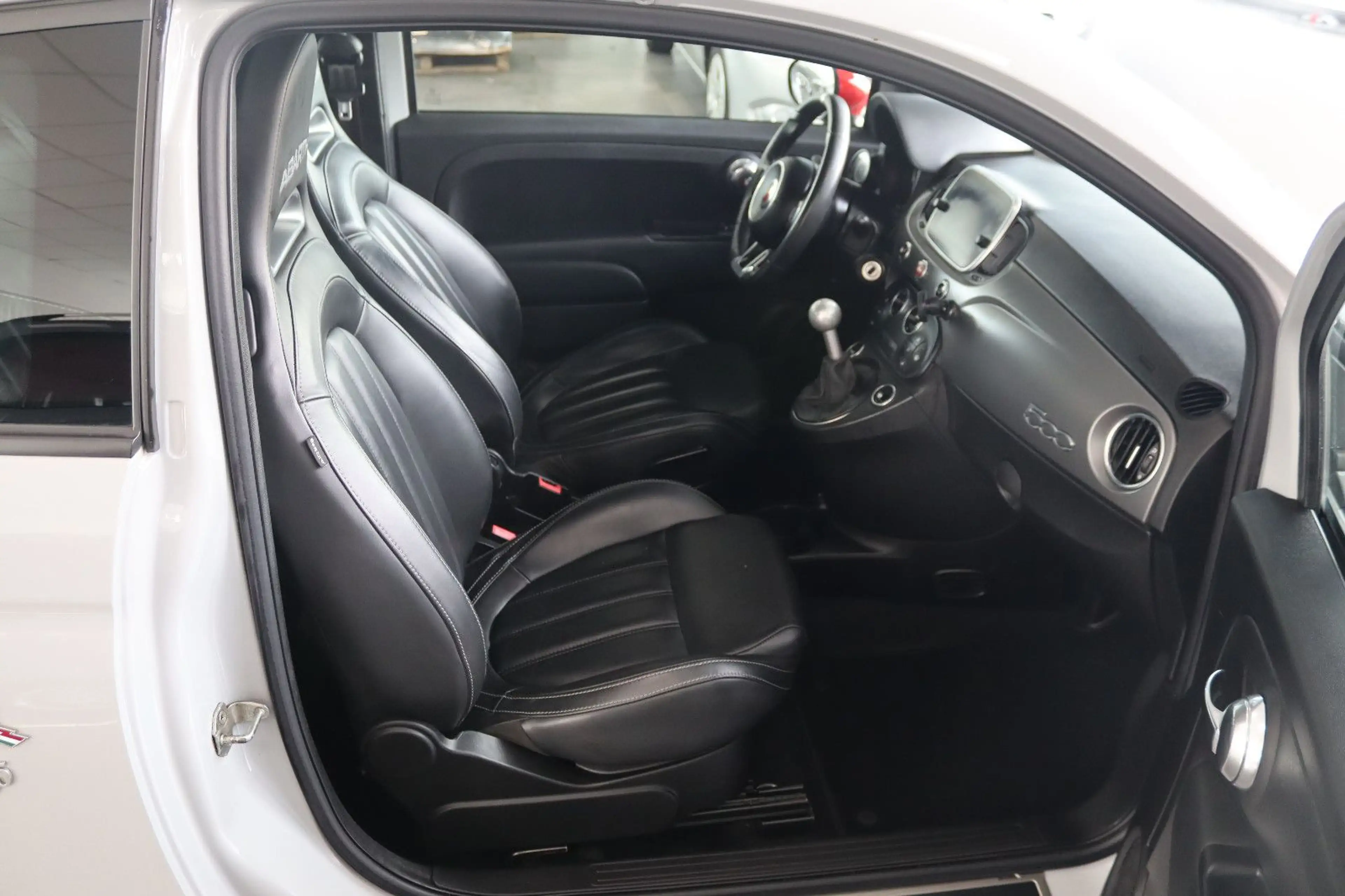Abarth 500 Cabrio 595 C Turismo — photo 14
