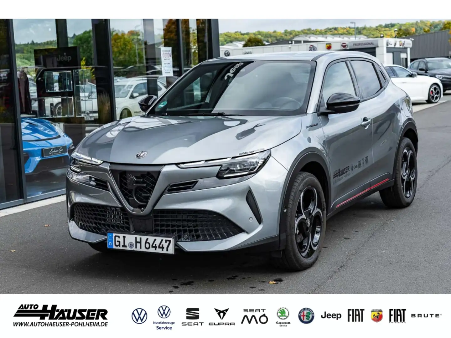 Alfa Romeo Junior Ibrida SPECIALE 1.2 VGT TECHNOLOGIE EL. HECKKL. NA Grau - 1