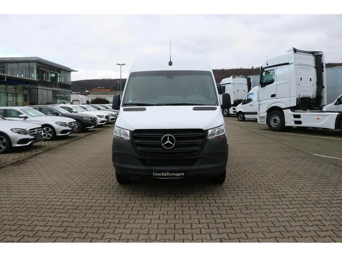Mercedes-Benz Sprinter 317 CDI Hoch Kamera*AHK*MBUX*Klima*Navi Weiß - 2