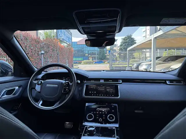Land Rover Range Rover Velar view 23