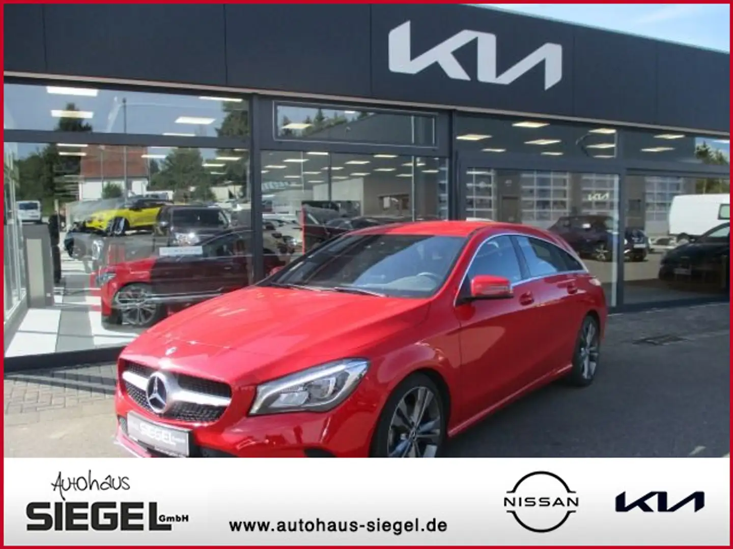 Mercedes-Benz CLA -Klasse Shooting Brake CLA 200 (117.943) Rot - 1