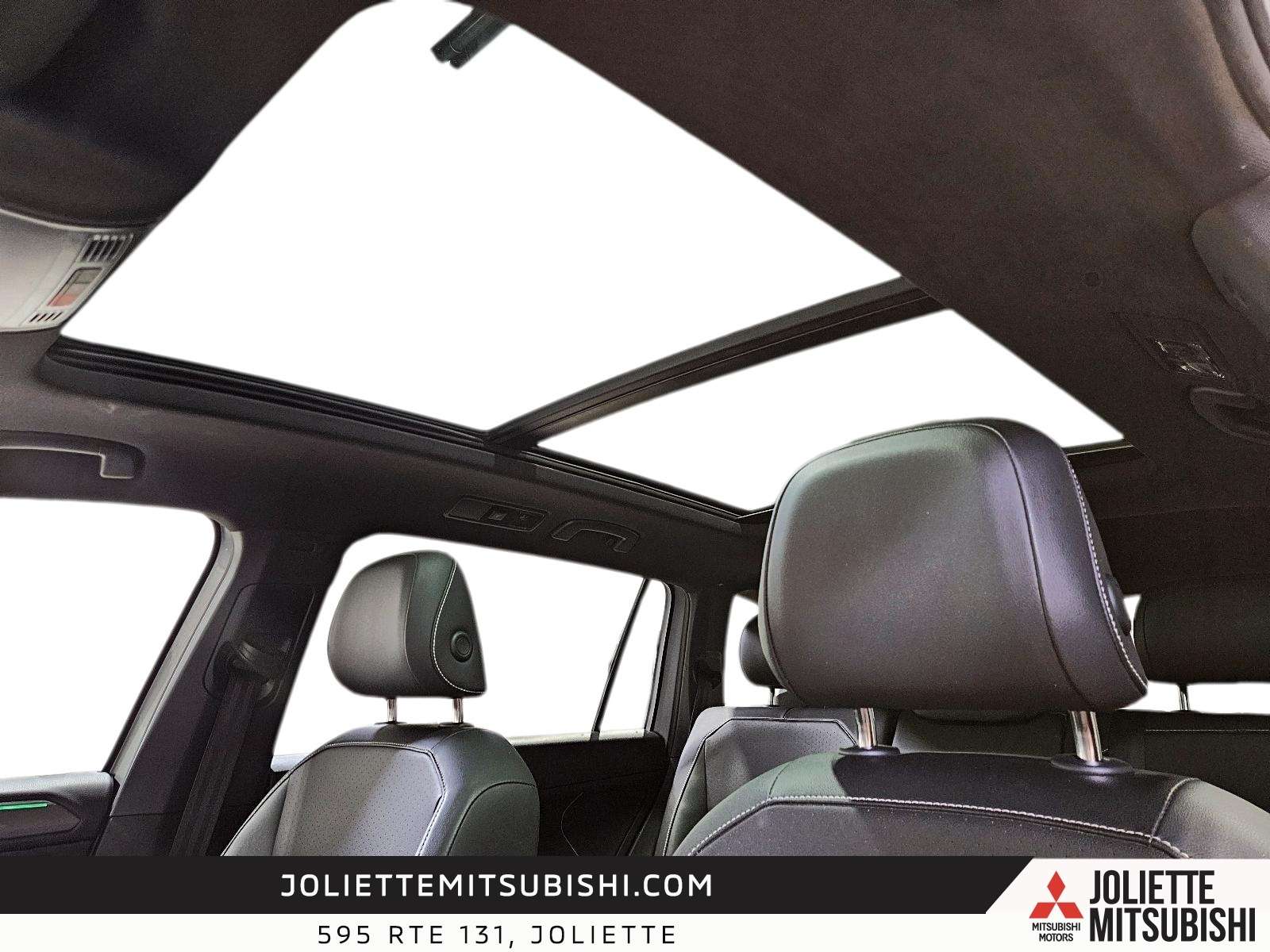 2023 Volkswagen Tiguan Comfortline R-Line Black Edition 4WD Toit Pano Cui — снимка 1