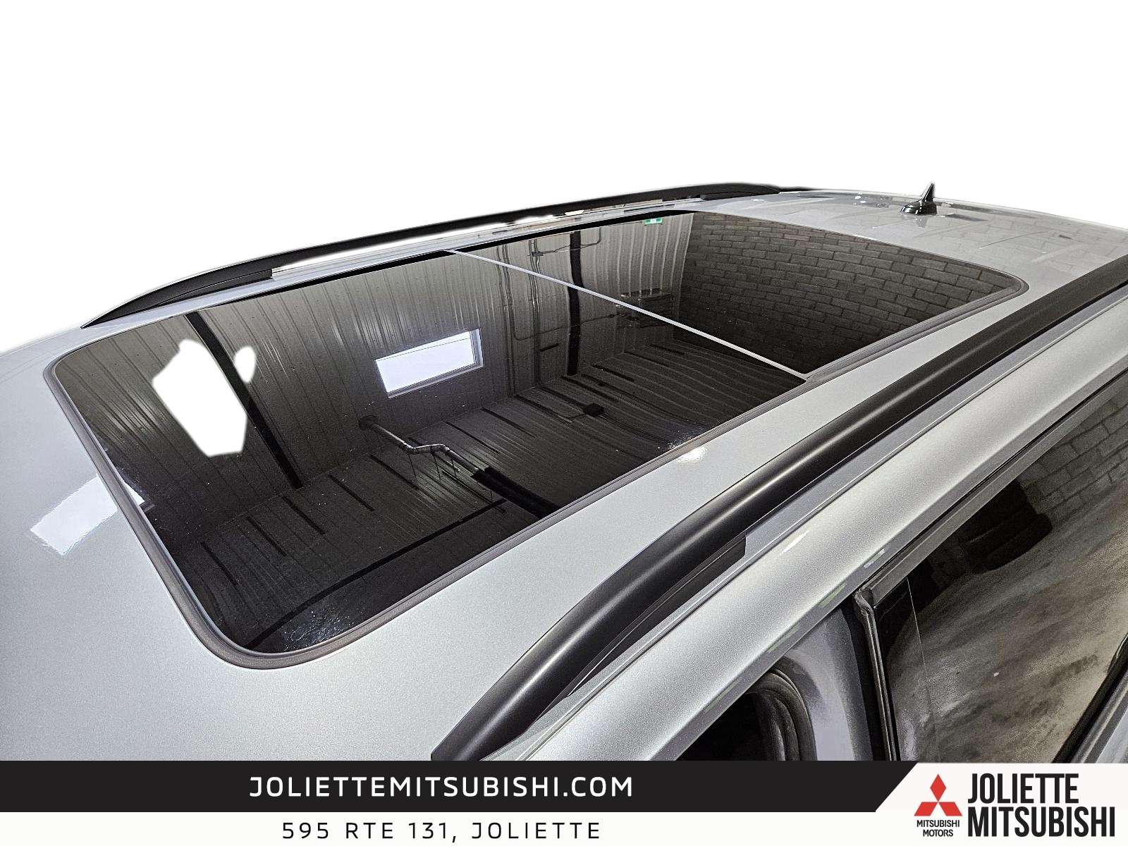 2023 Volkswagen Tiguan Comfortline R-Line Black Edition 4WD Toit Pano Cui — снимка 1