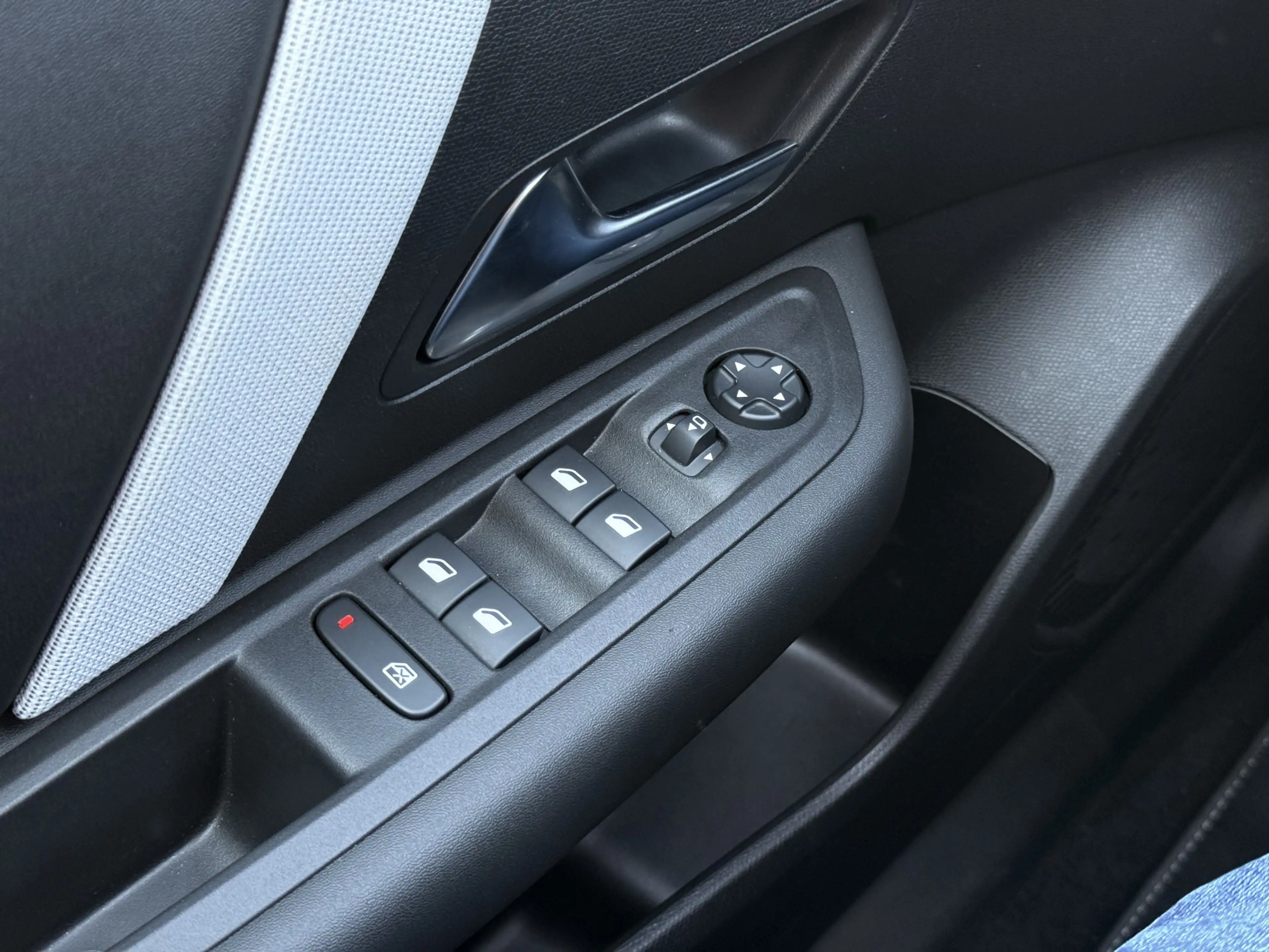 Citroen E-C4 Electric Max 156pk Extended range 54 kWh Navi / Carplay/ HU — photo 38