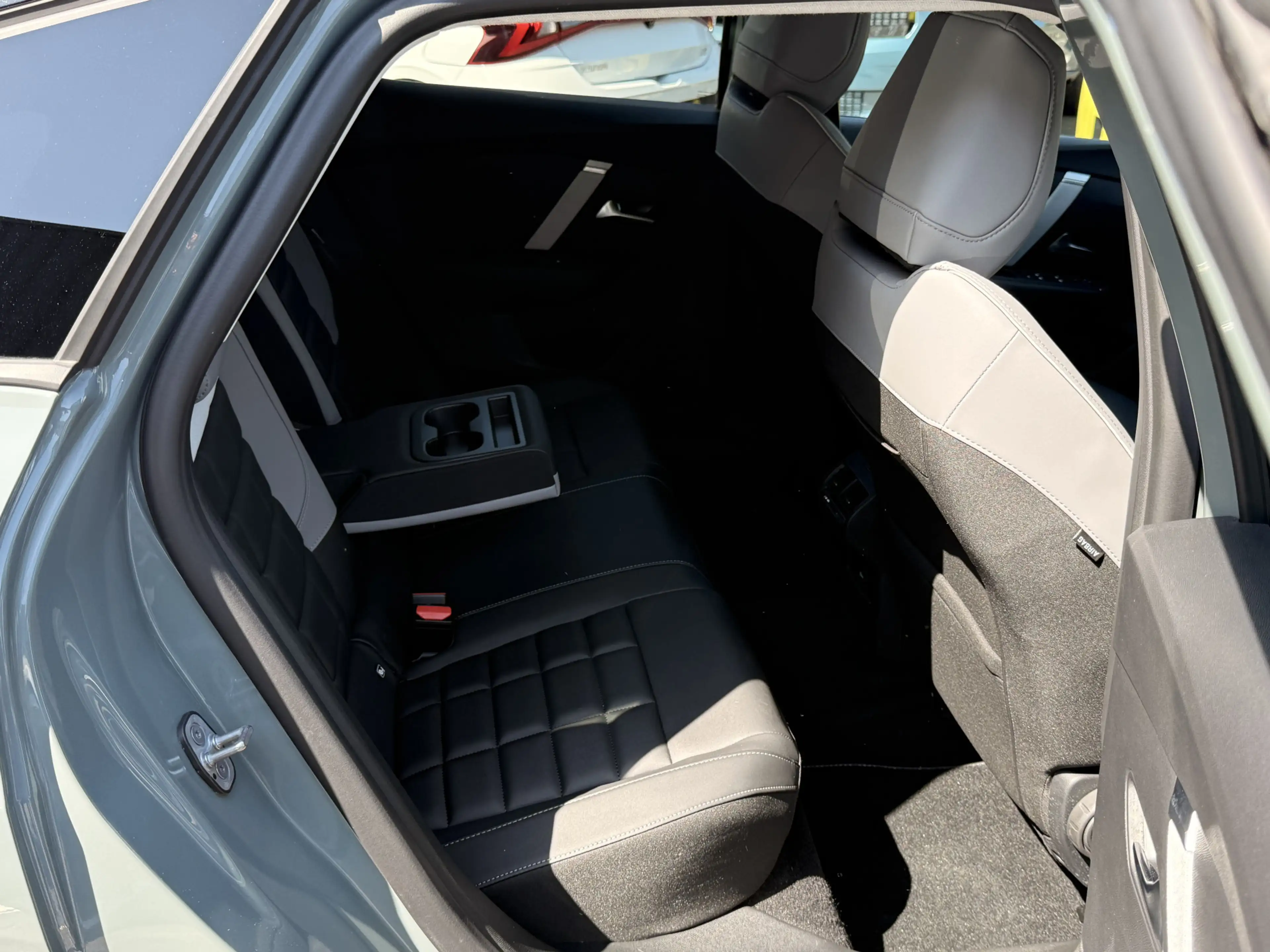 Citroen E-C4 Electric Max 156pk Extended range 54 kWh Navi / Carplay/ HU — photo 42